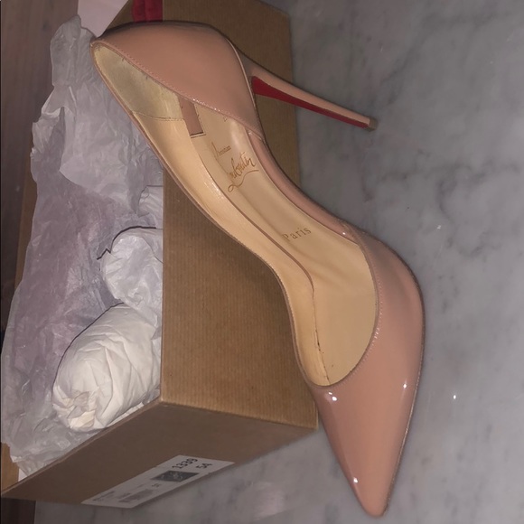 Christian Louboutin Shoes - Auth. Christian Louboutin Nude 37